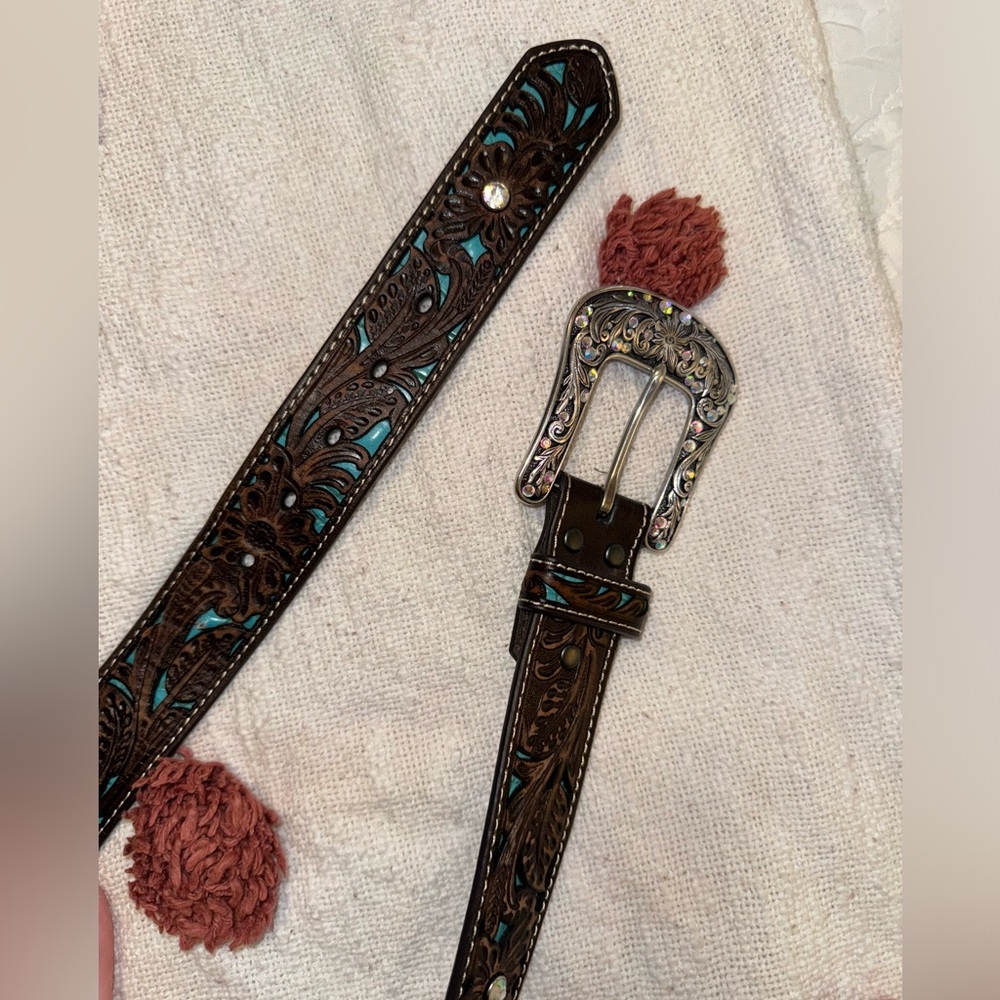 Ariat belt